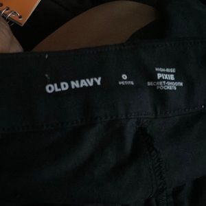 OldNavy black pixie pants